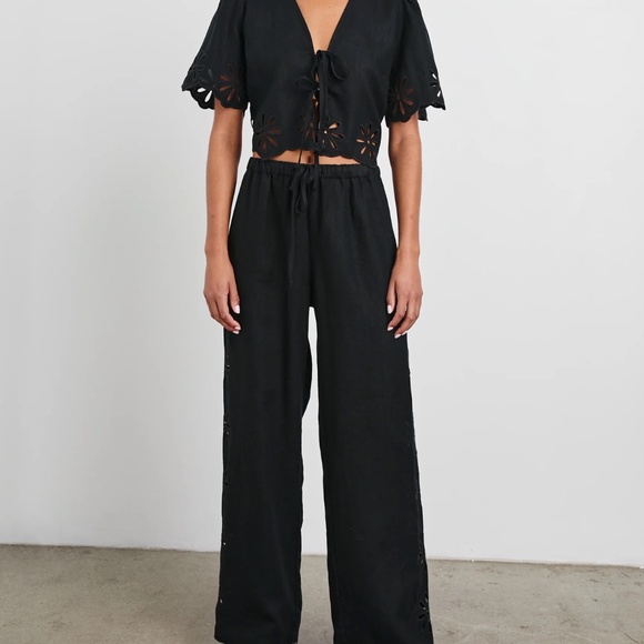 Rails Linen Eyelet Set (Emmie Pant & Pari Top) - Picture 1 of 9